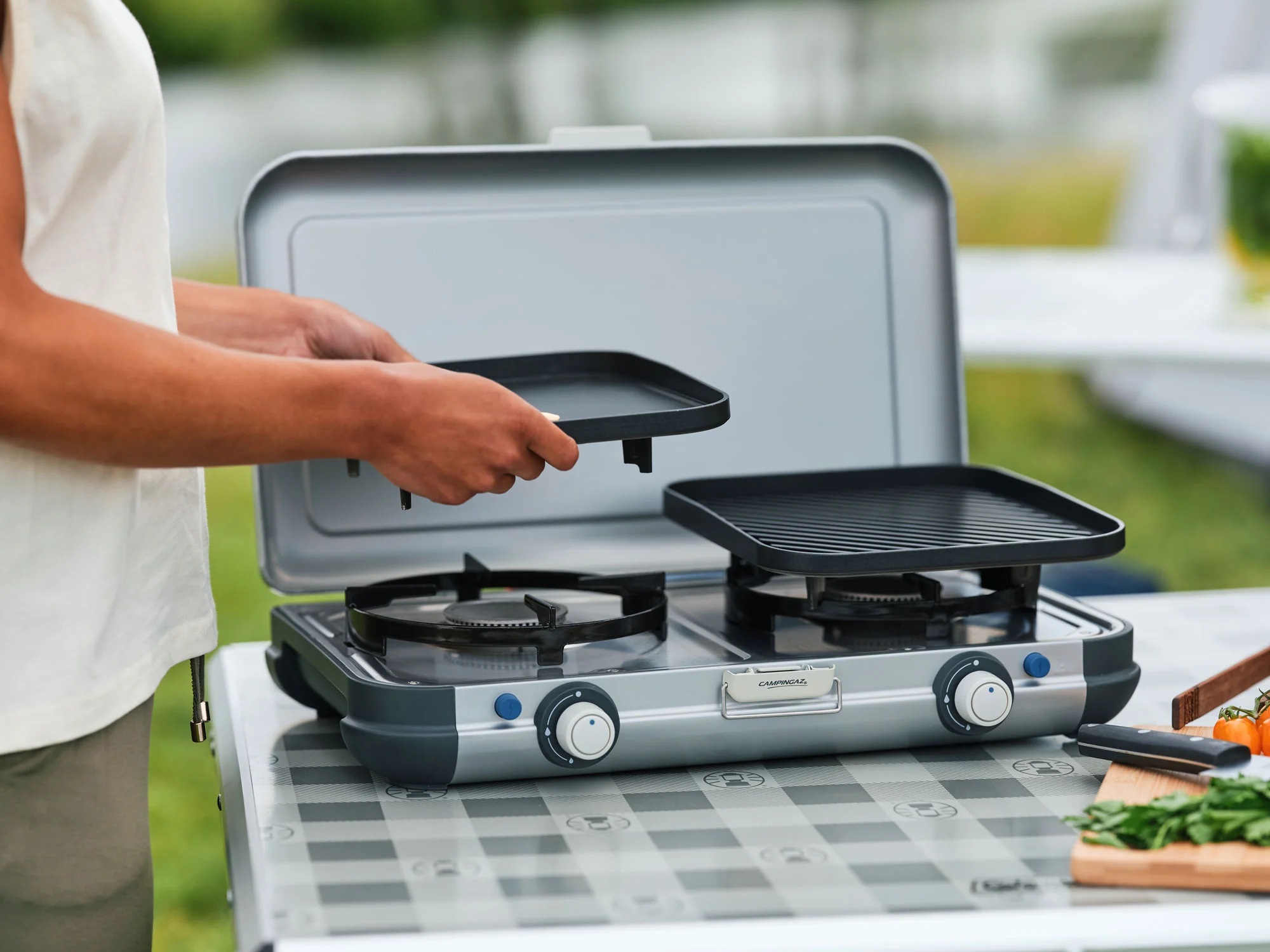 Campingaz Camping Kitchen 2 Grill & Go Gas Stove - Image 4