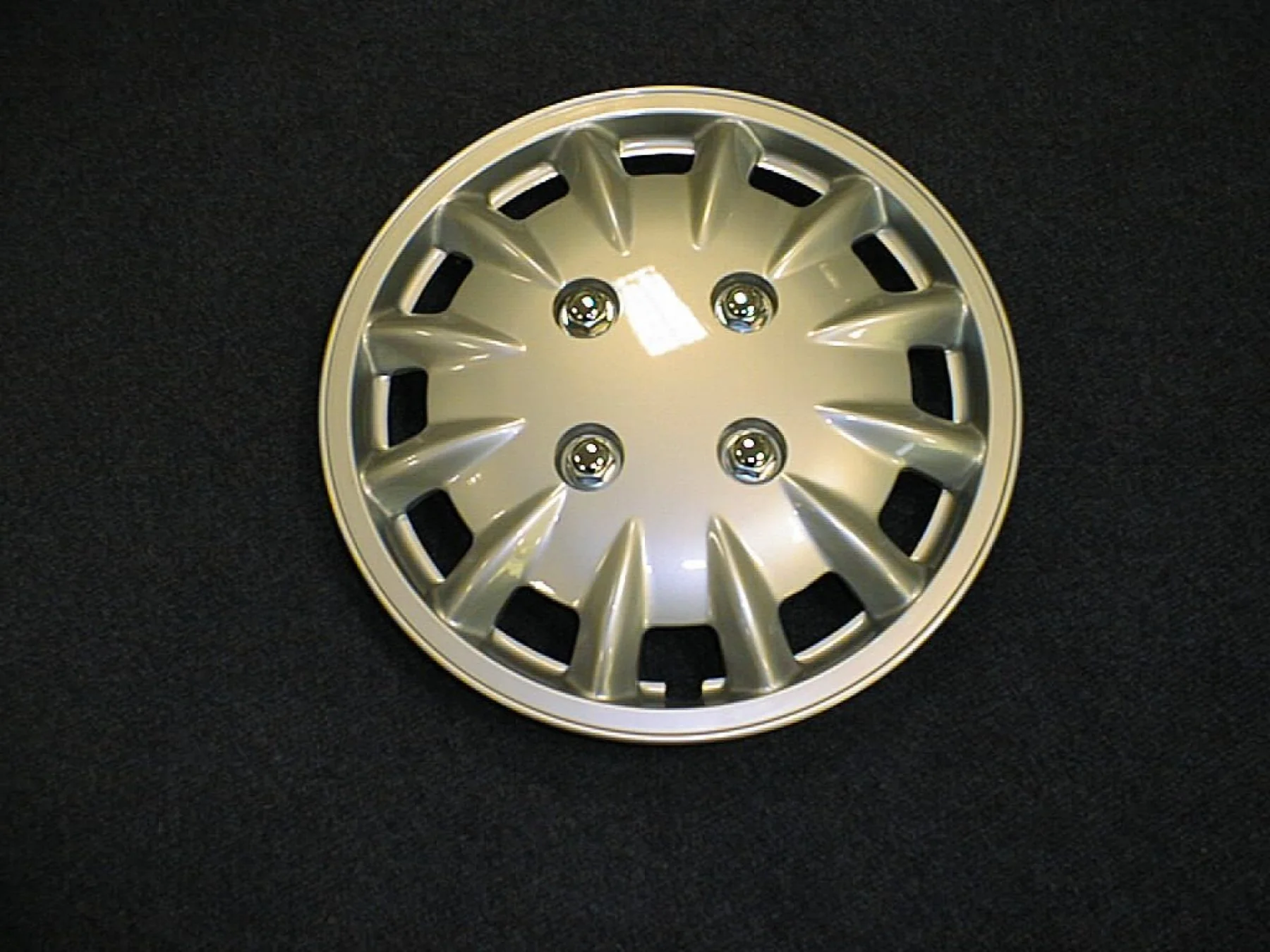 Caravan Wheel Trims 14" Silver Pair