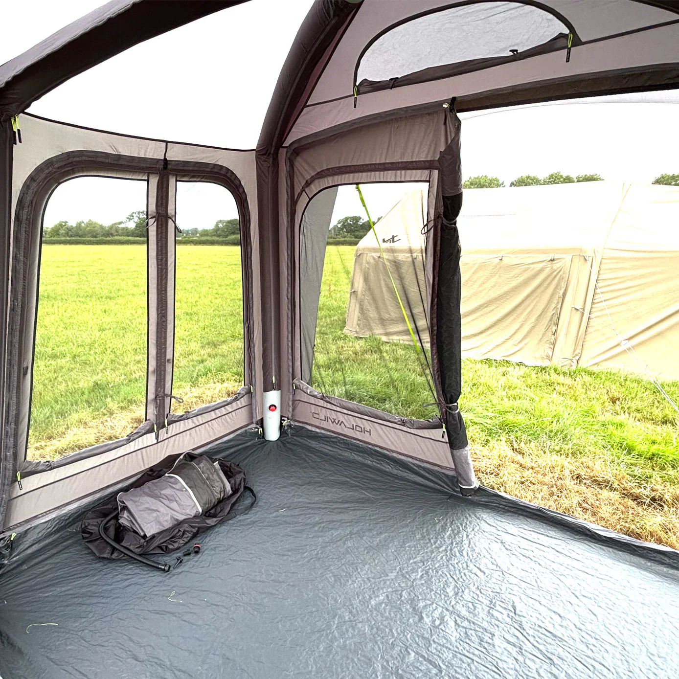 Holawild Airtek Alder Hub 3 x 2 Inflatable Driveaway Awning - Image 4