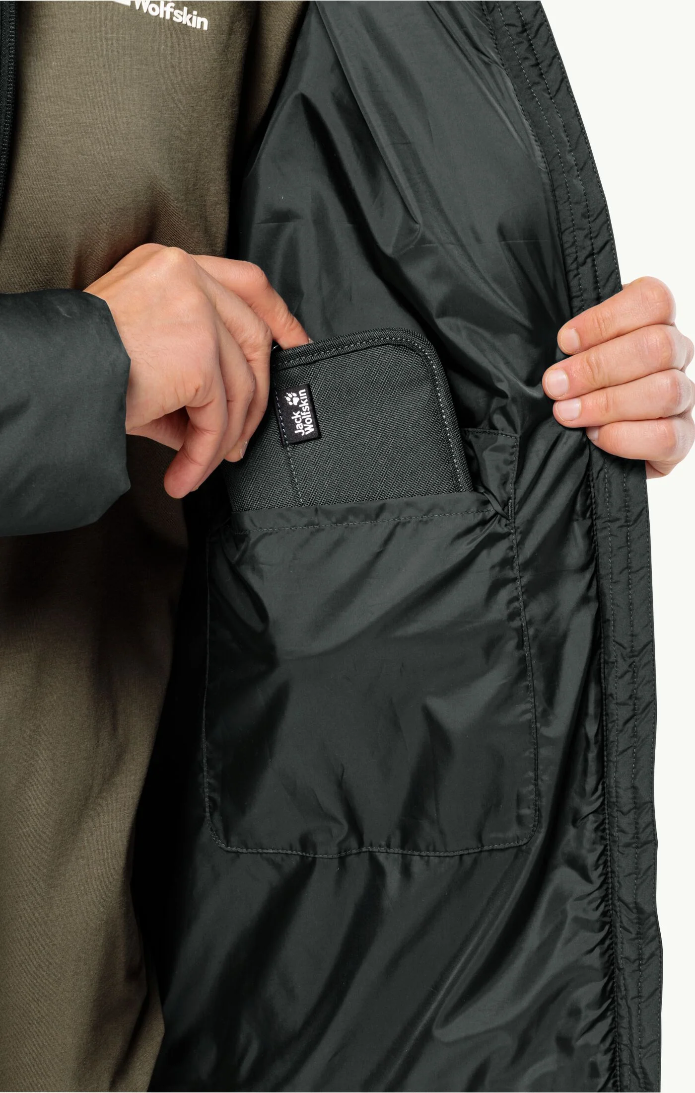 Jack Wolfskin Deutzer Men's Long Insulated Coat - Image 5