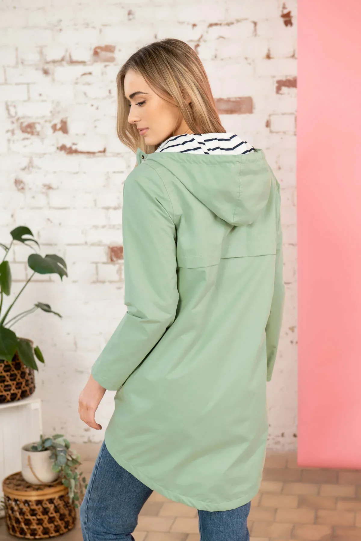 LightHouse Beachcomber Long Waterproof Jacket - Image 11