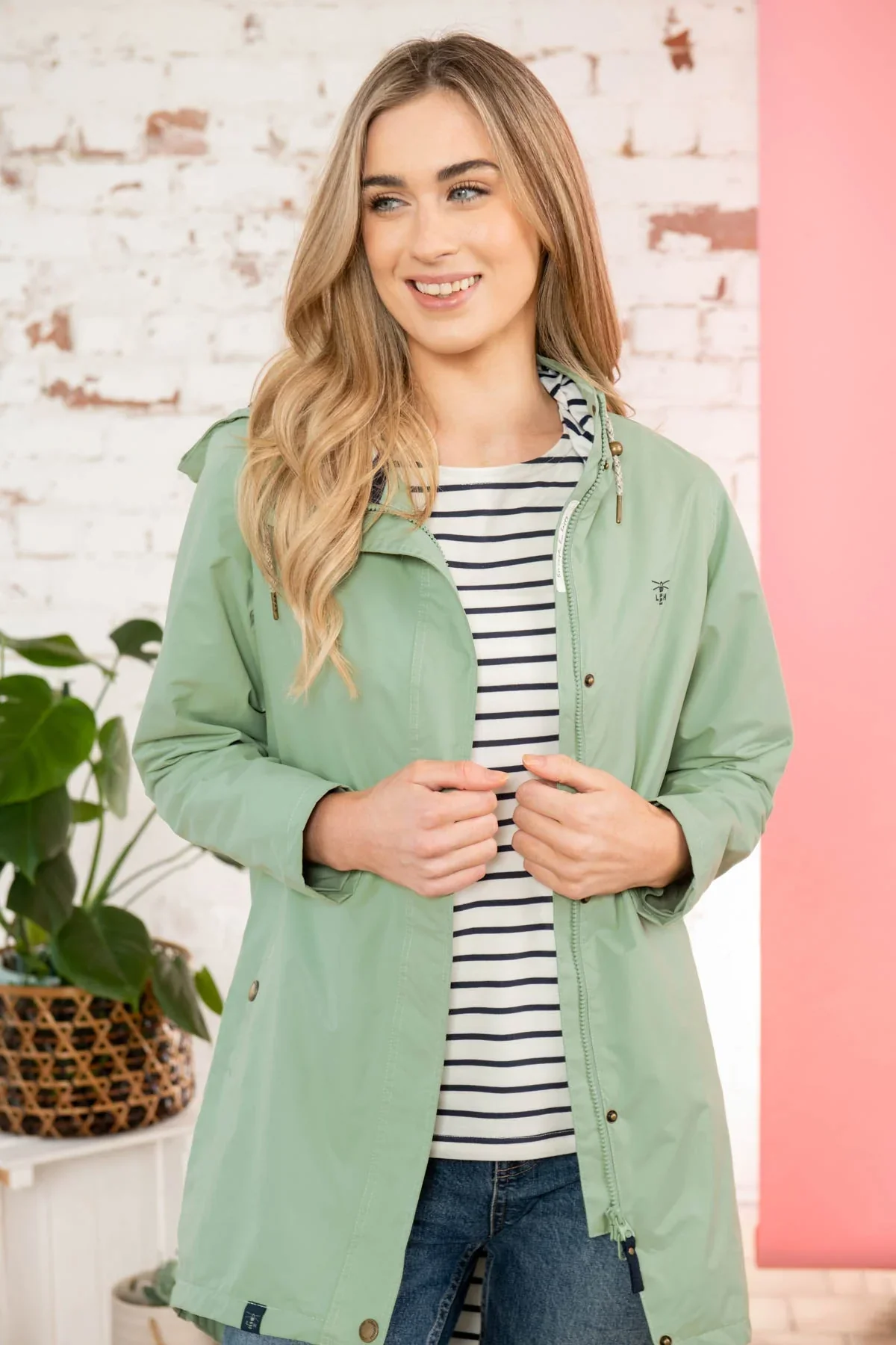 LightHouse Beachcomber Long Waterproof Jacket - Image 12