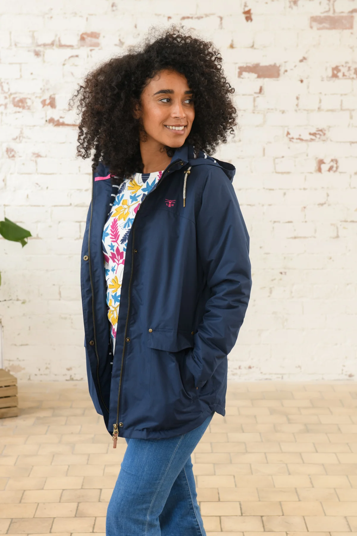 Lighthouse Iona Waterproof Ladies Coat - Image 3