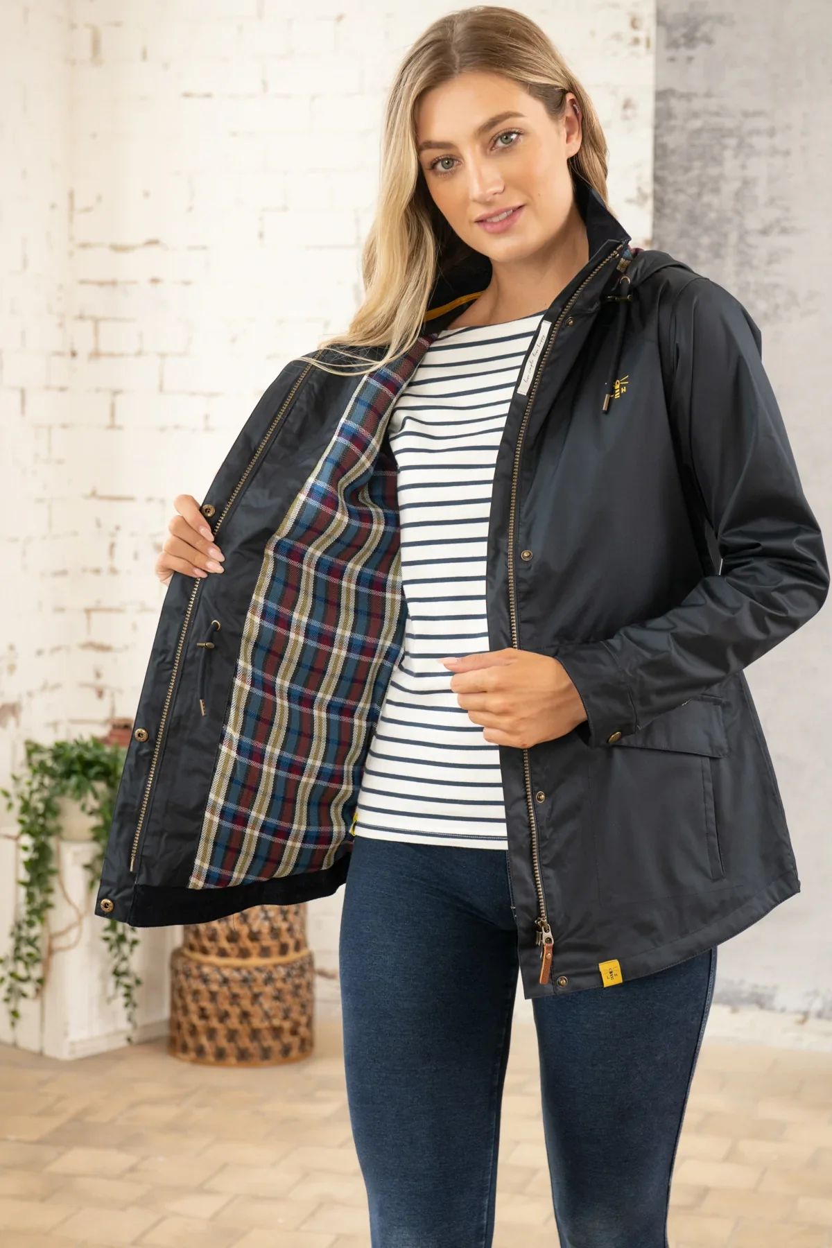Lighthouse Ladies Kendal Coat - Nightshade - Image 4