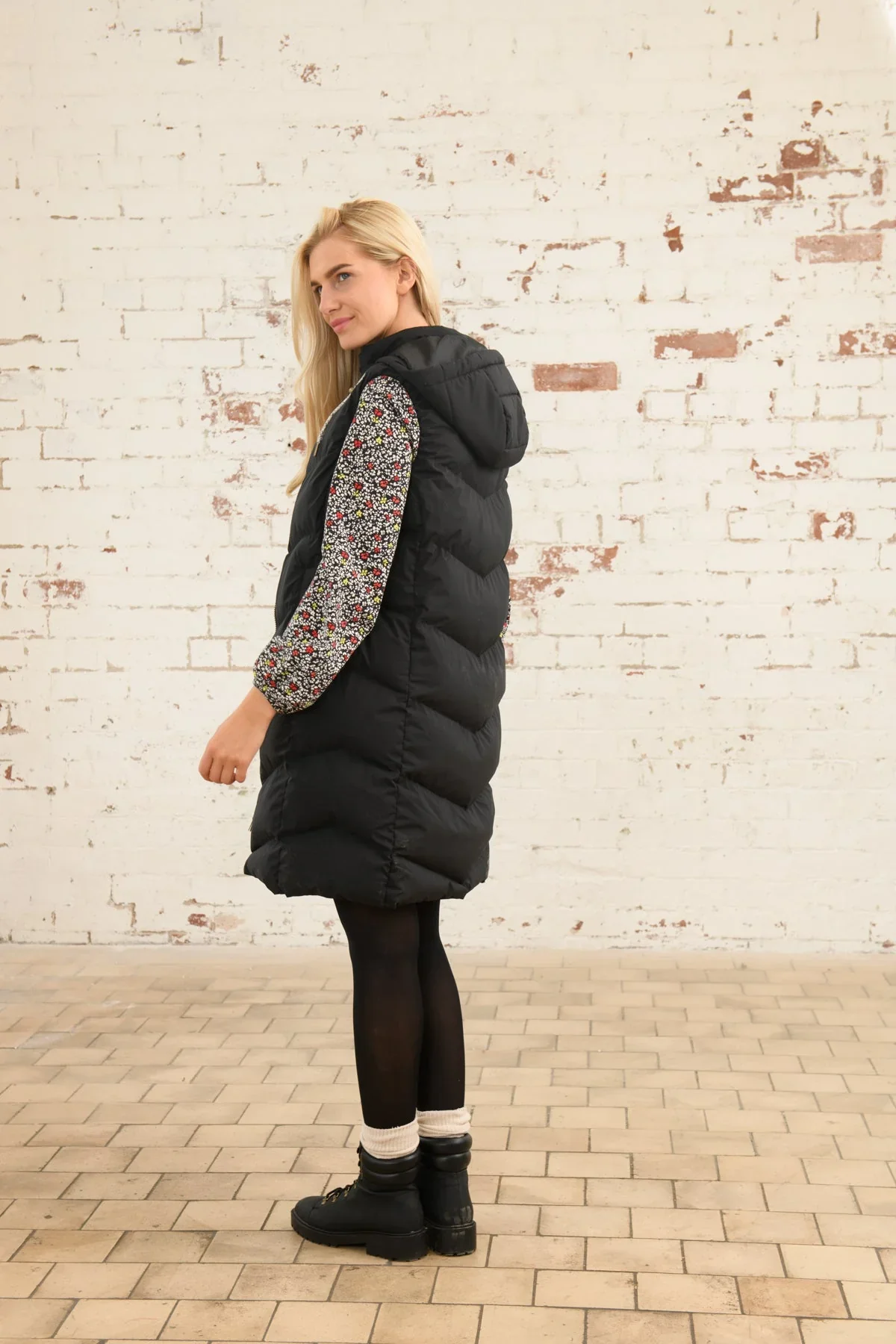 Lighthouse Savannah Long Gilet - Image 8