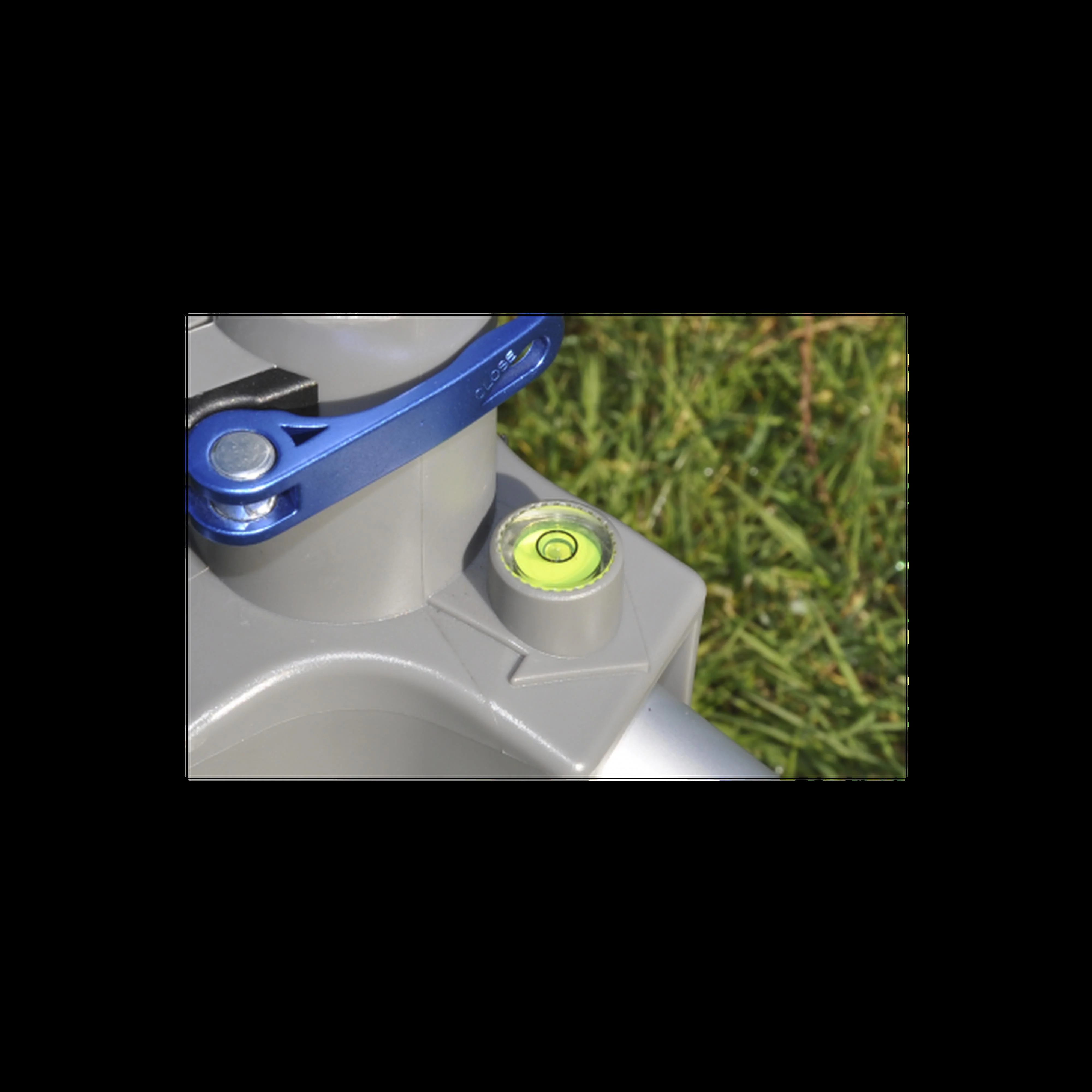Maxview Precision 55cm Twin LNB Satellite System - Image 3