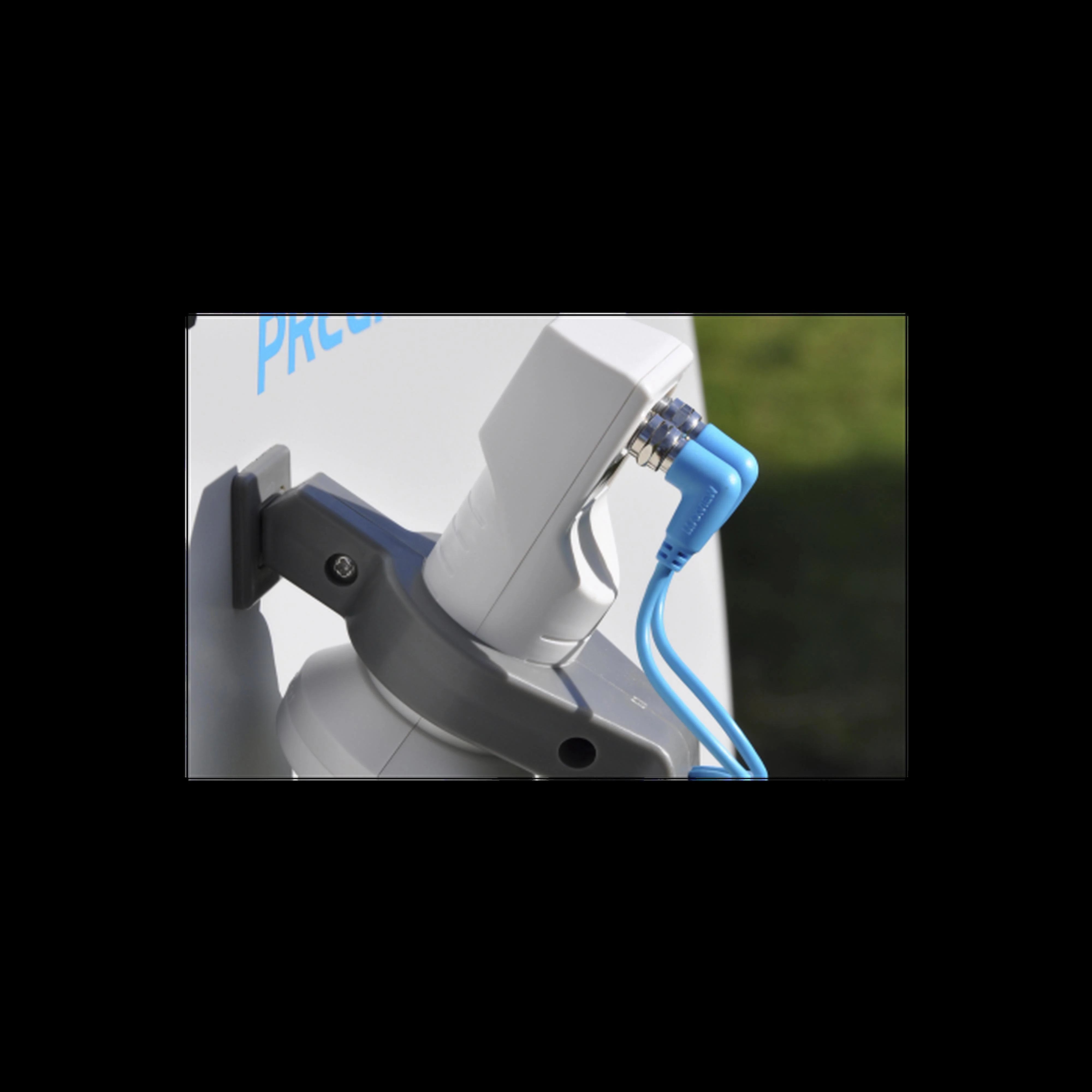 Maxview Precision 55cm Twin LNB Satellite System - Image 6