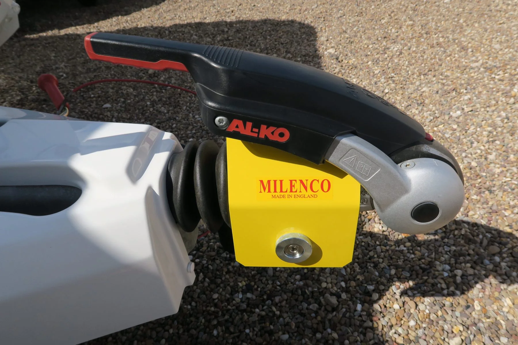 Milenco Heavy Duty Hitchlock Fits Alko - Image 2