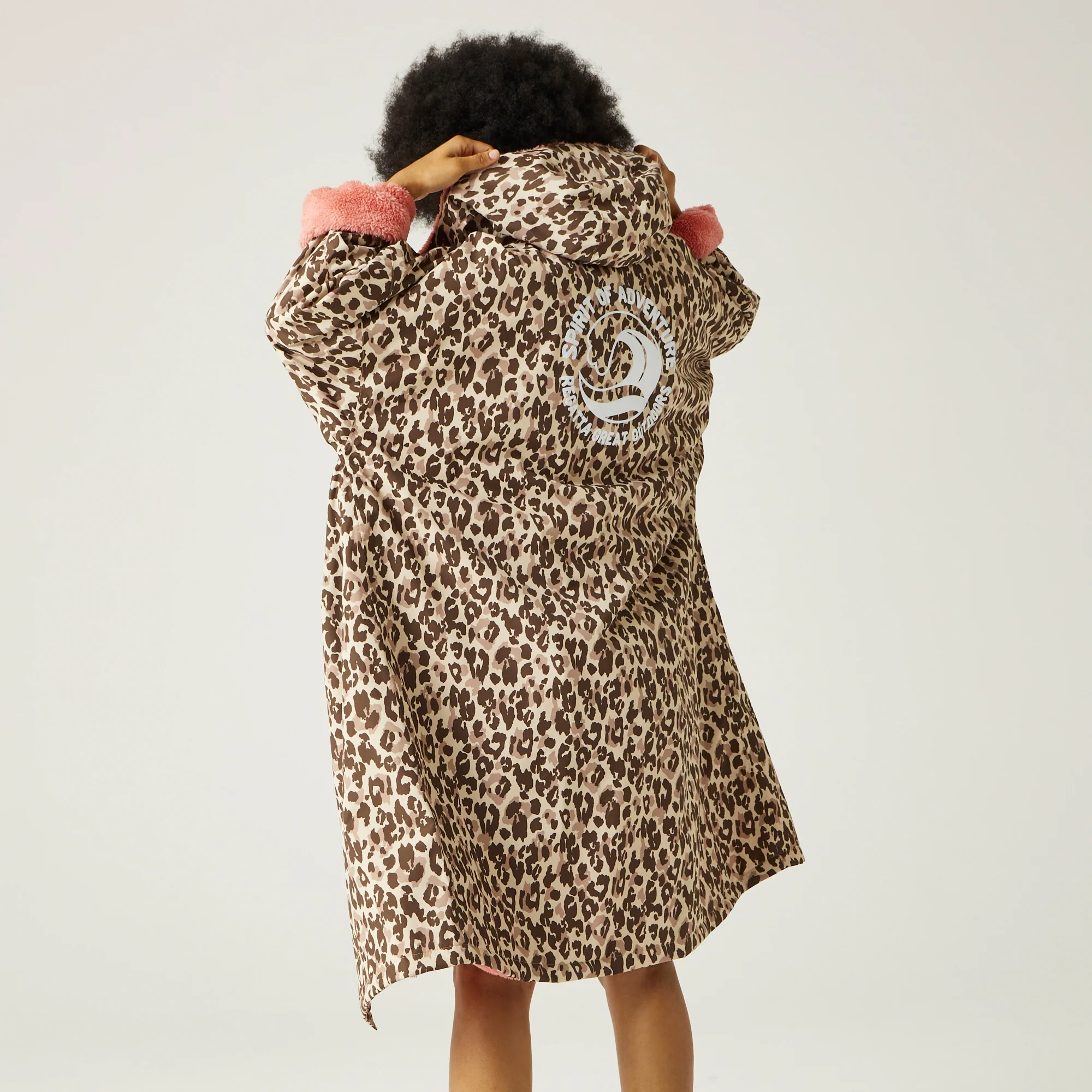 Regatta Adult Waterproof Changing Robe - Image 32