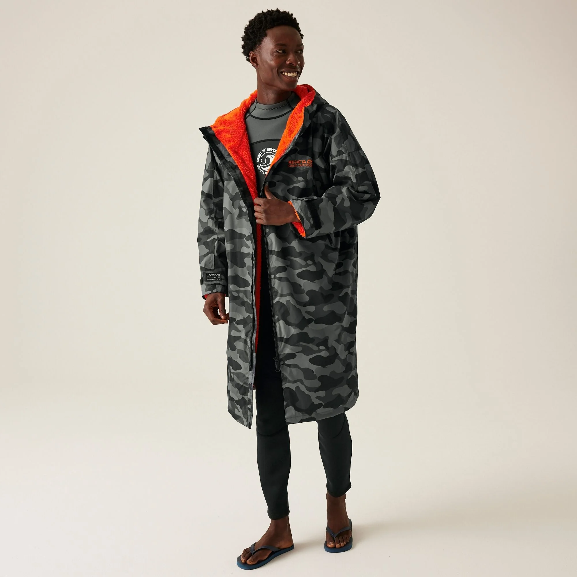 Regatta Adult Waterproof Changing Robe - Image 38