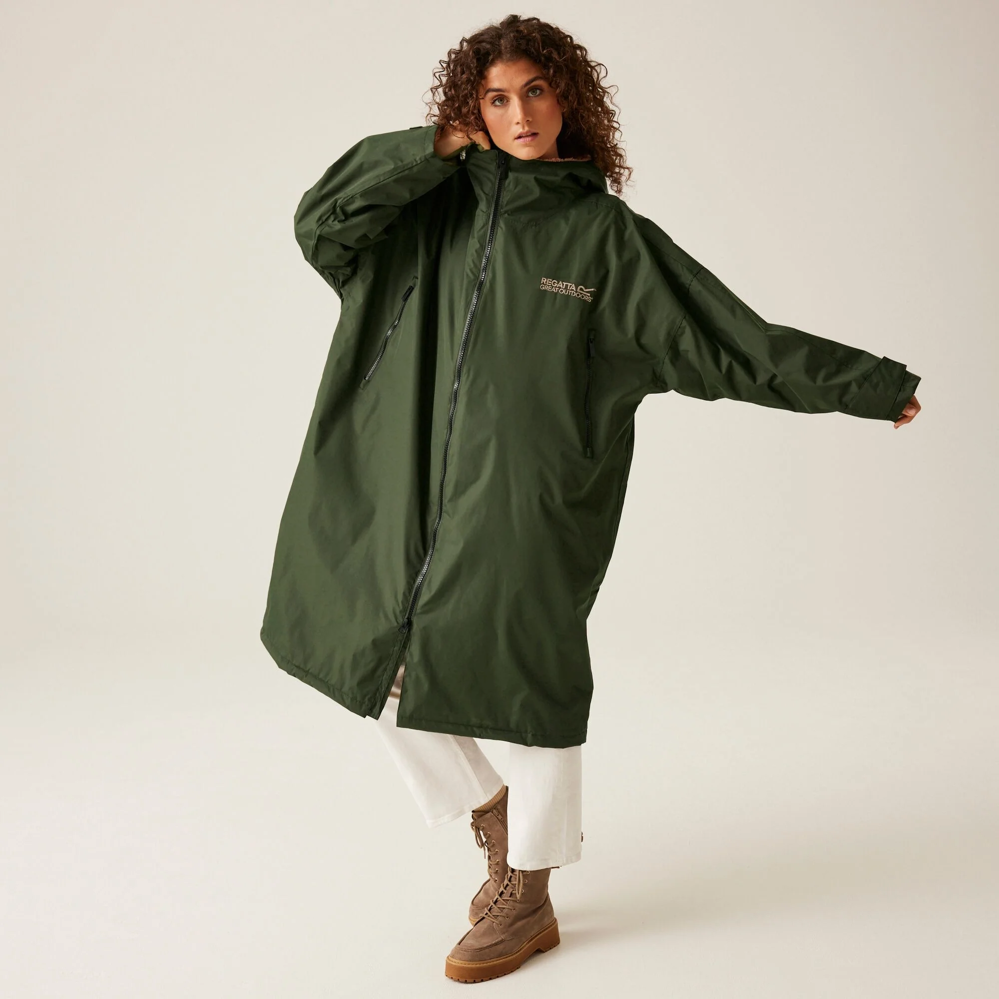 Regatta Adult Waterproof Changing Robe - Image 43