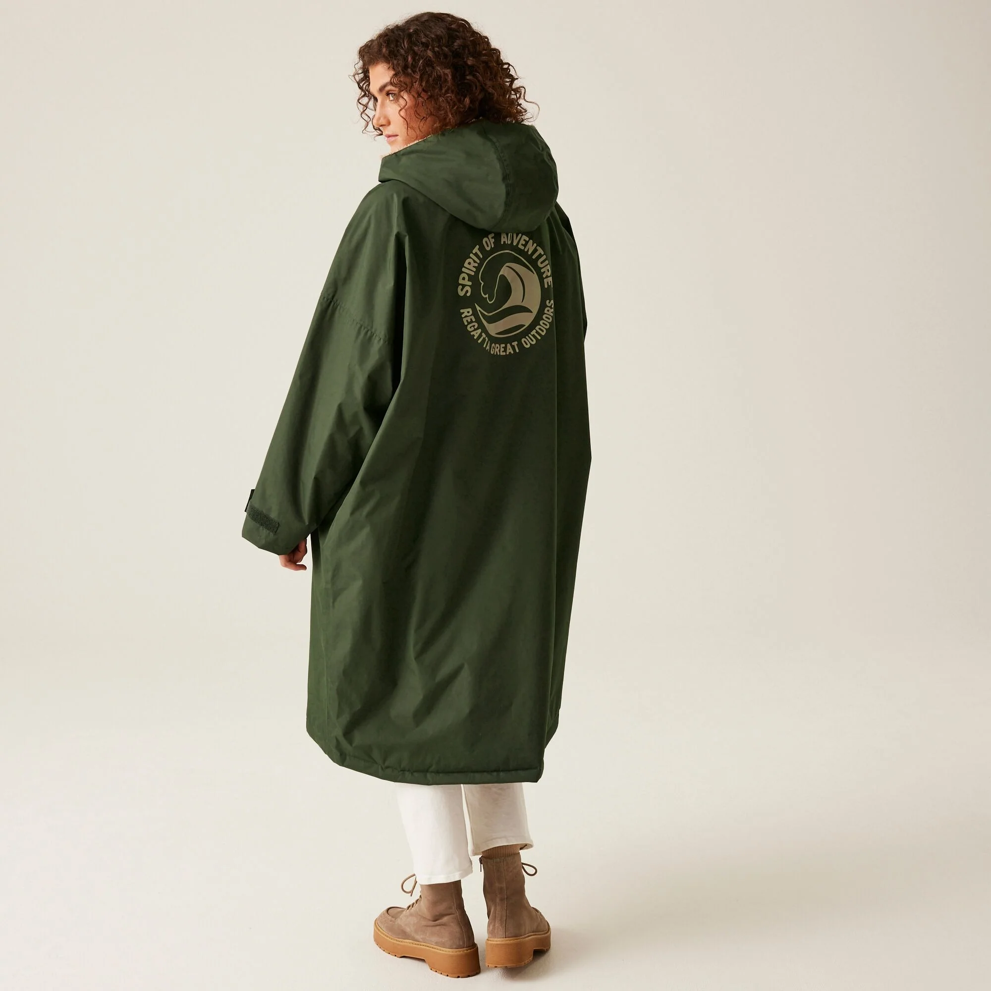 Regatta Adult Waterproof Changing Robe - Image 44