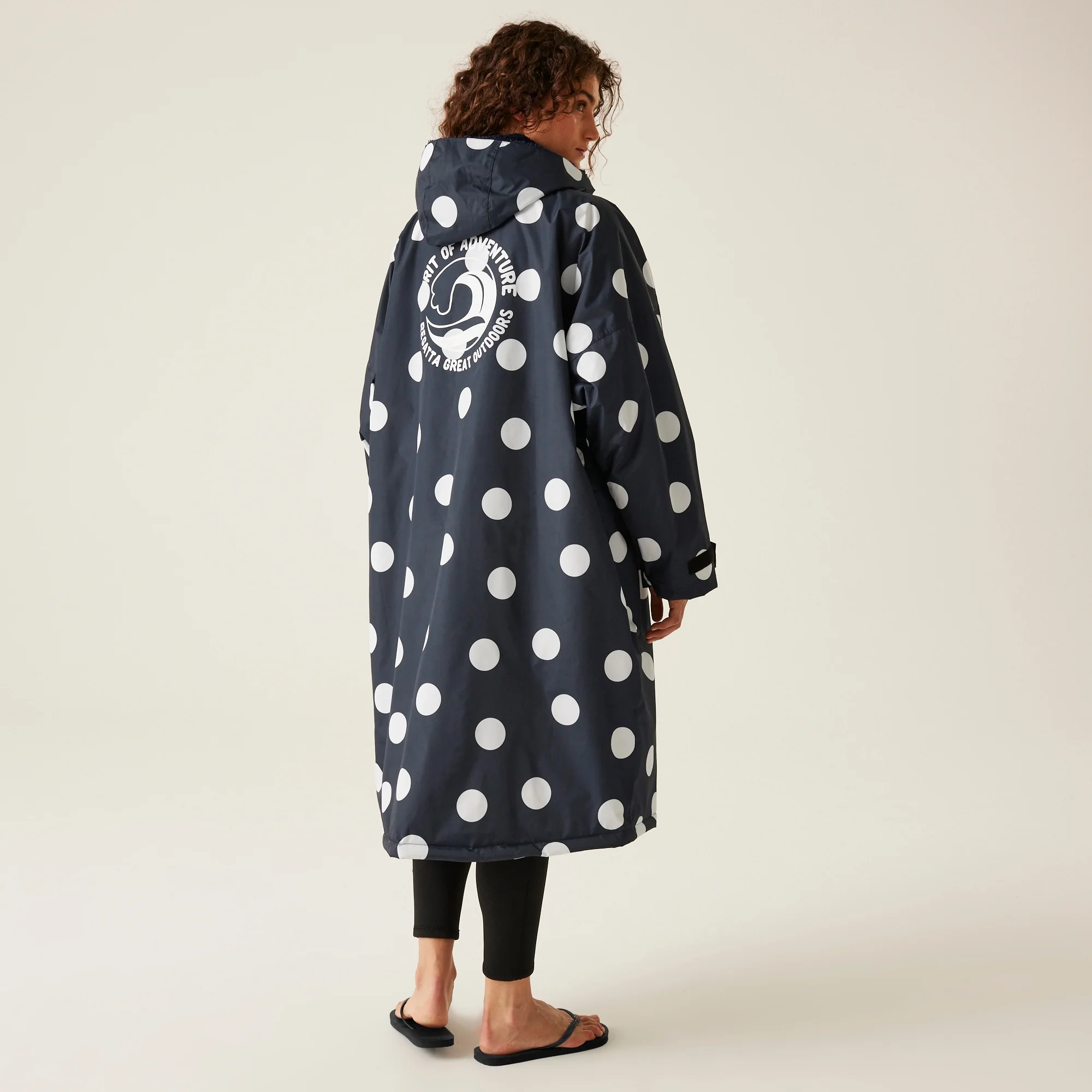 Regatta Adult Waterproof Changing Robe - Image 53