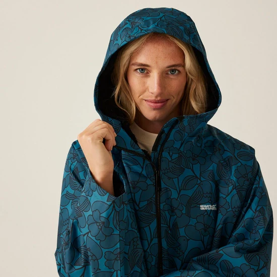 Regatta Orla Kiely Changing Robe - Image 5