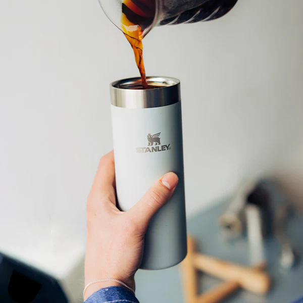 Stanley The Aerolight Transit Mug 0.47L Fog Metallic - Image 5