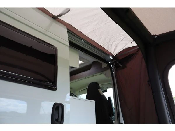 Telta Core 260 TALL Campervan Tunnel - Image 4