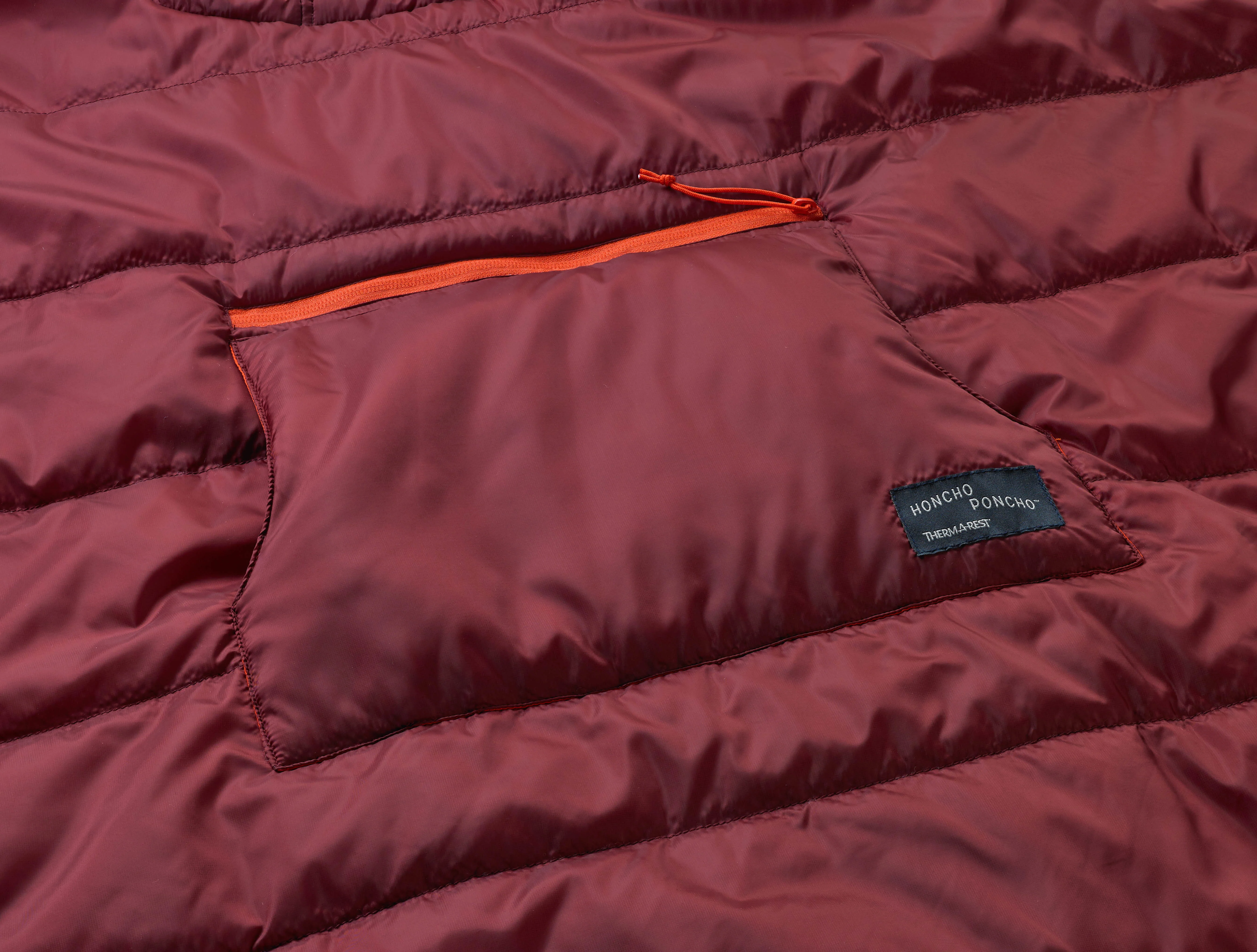 Thermarest Honcho Poncho Mars Red - Image 5
