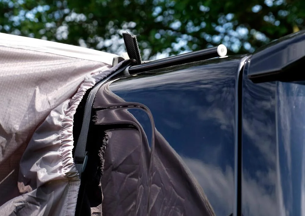 Vango 250 cm Pole & Clamp Driveaway Awning Attachment